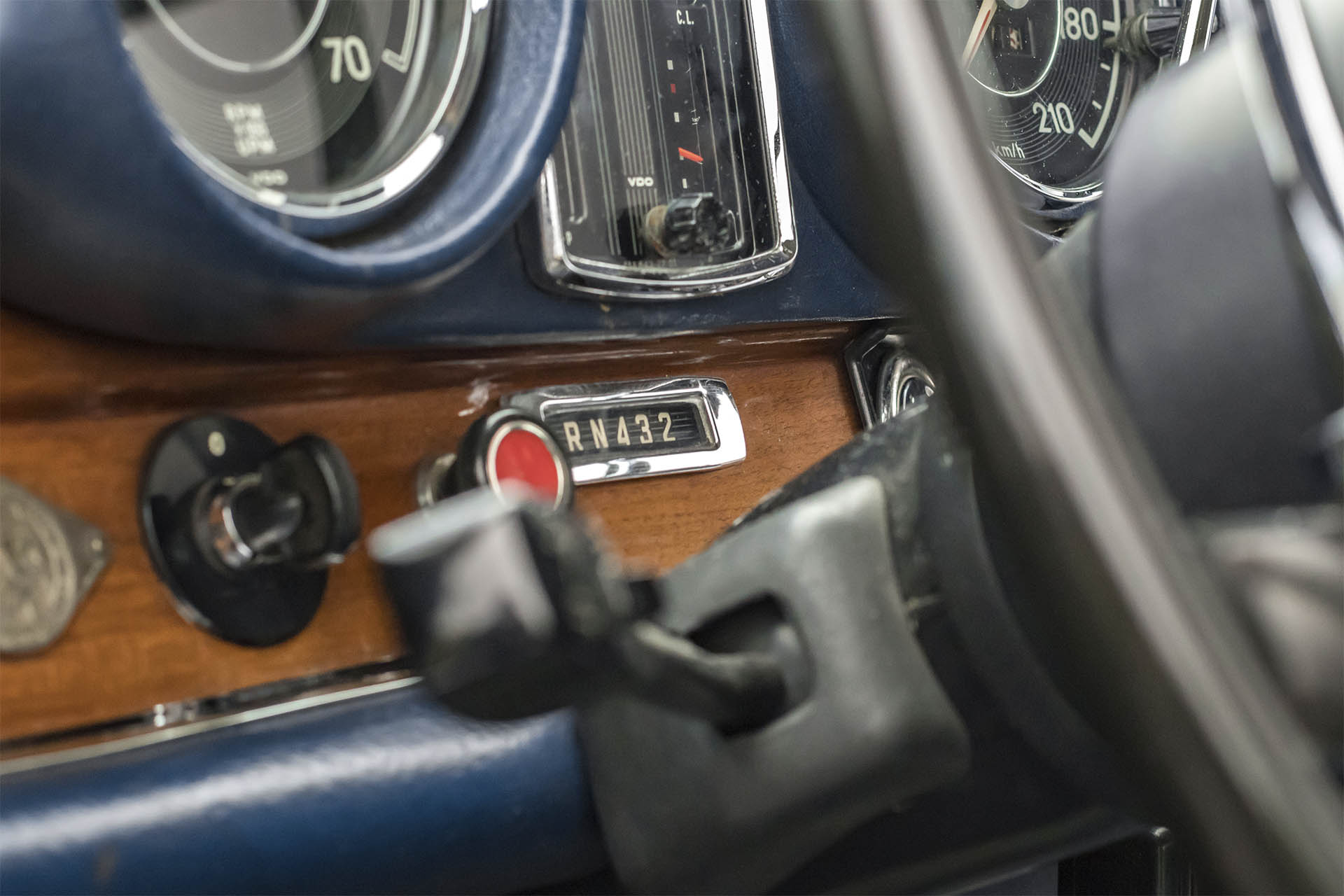 Real Art On Wheels | 1968 Mercedes-Benz 280 SE Coupe