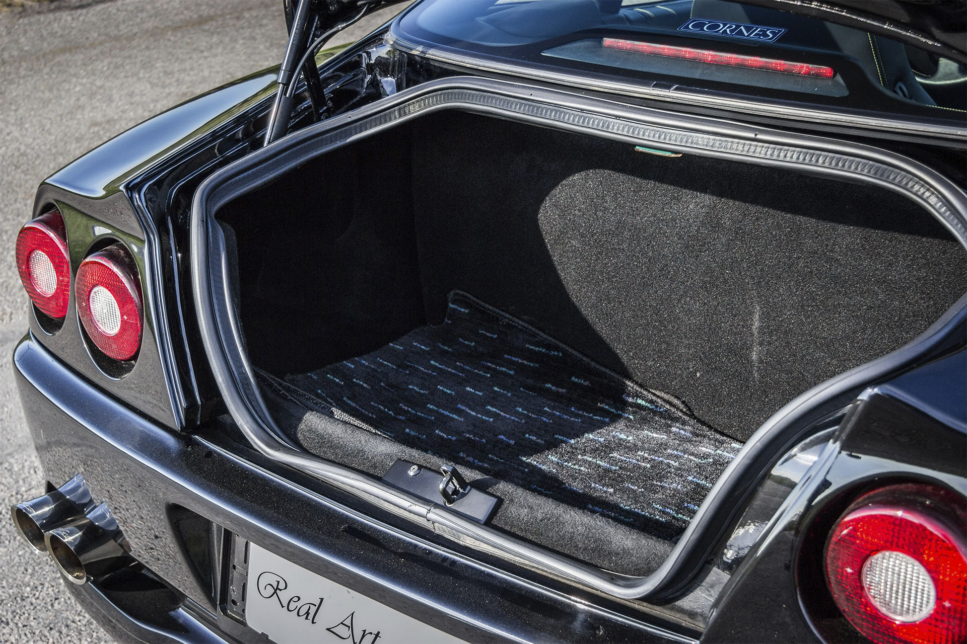 Real Art On Wheels | 2002 Ferrari 575M Maranello