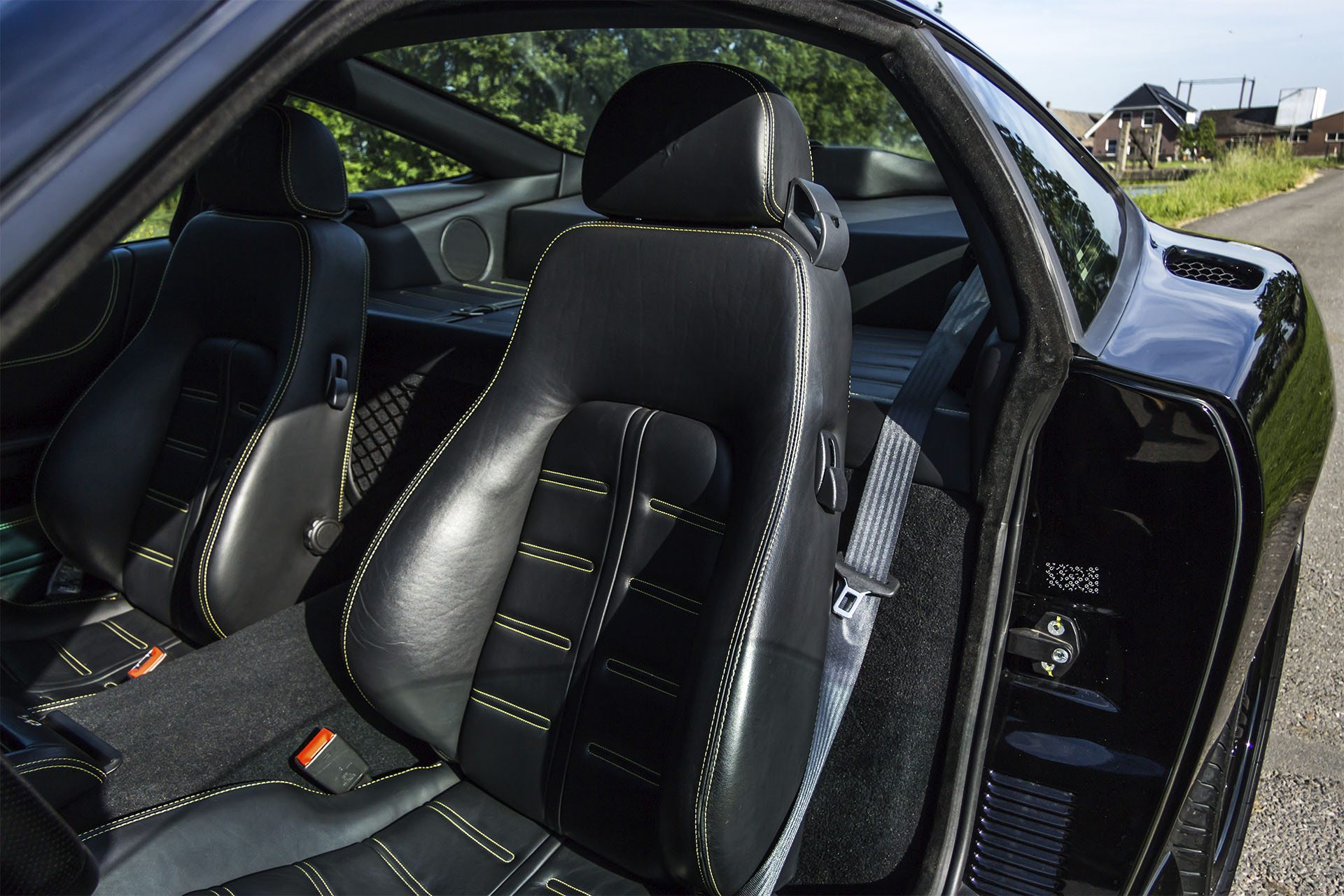 Real Art On Wheels | 2002 Ferrari 575M Maranello