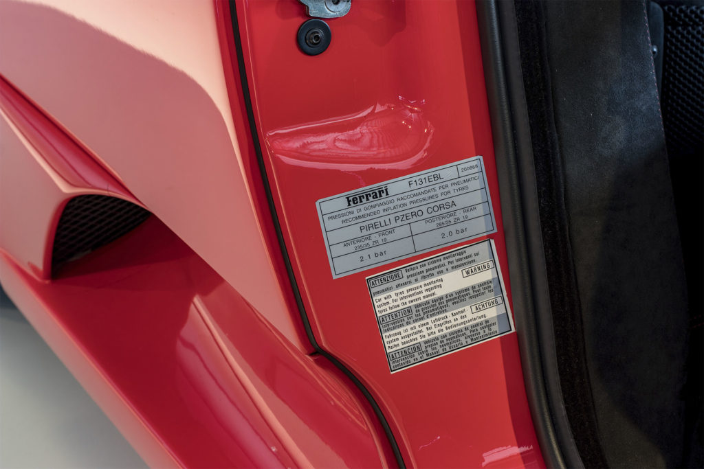 Real Art On Wheels | The Collection - Ferrari F430 Scuderia