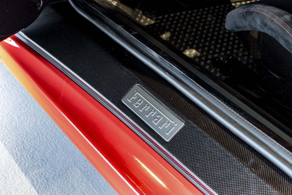 Real Art On Wheels | The Collection - Ferrari F430 Scuderia