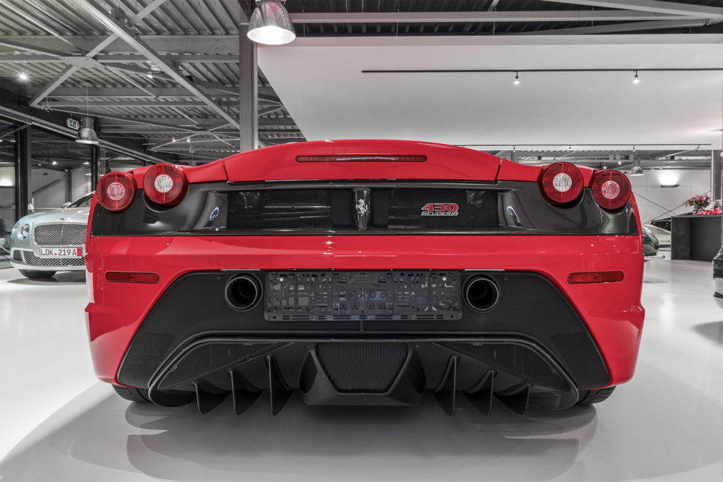 Real Art On Wheels | The Collection - Ferrari F430 Scuderia