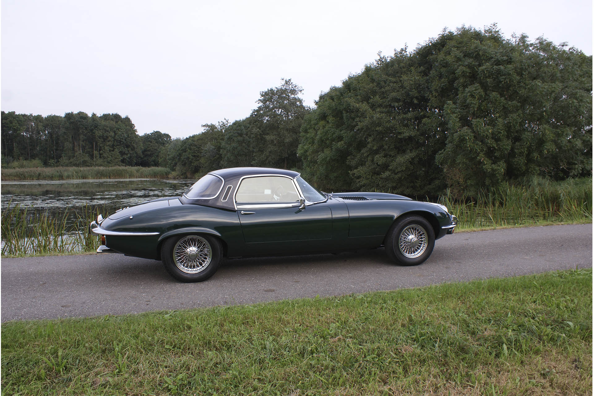 Real Art On Wheels | 1974 Jaguar E-Type Series III V12