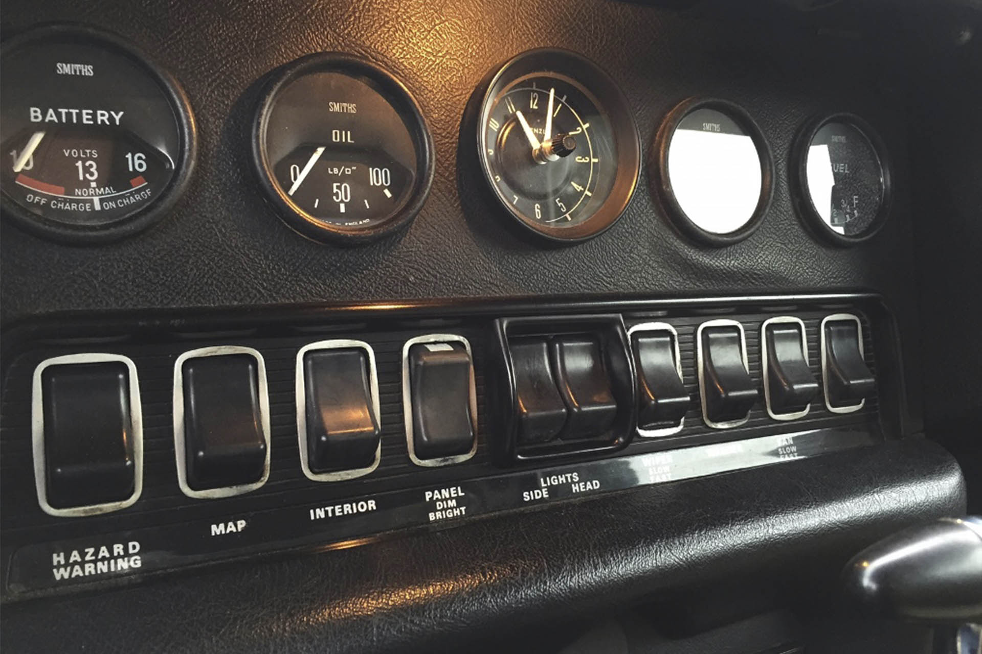 Real Art On Wheels | 1974 Jaguar E-Type Series III V12