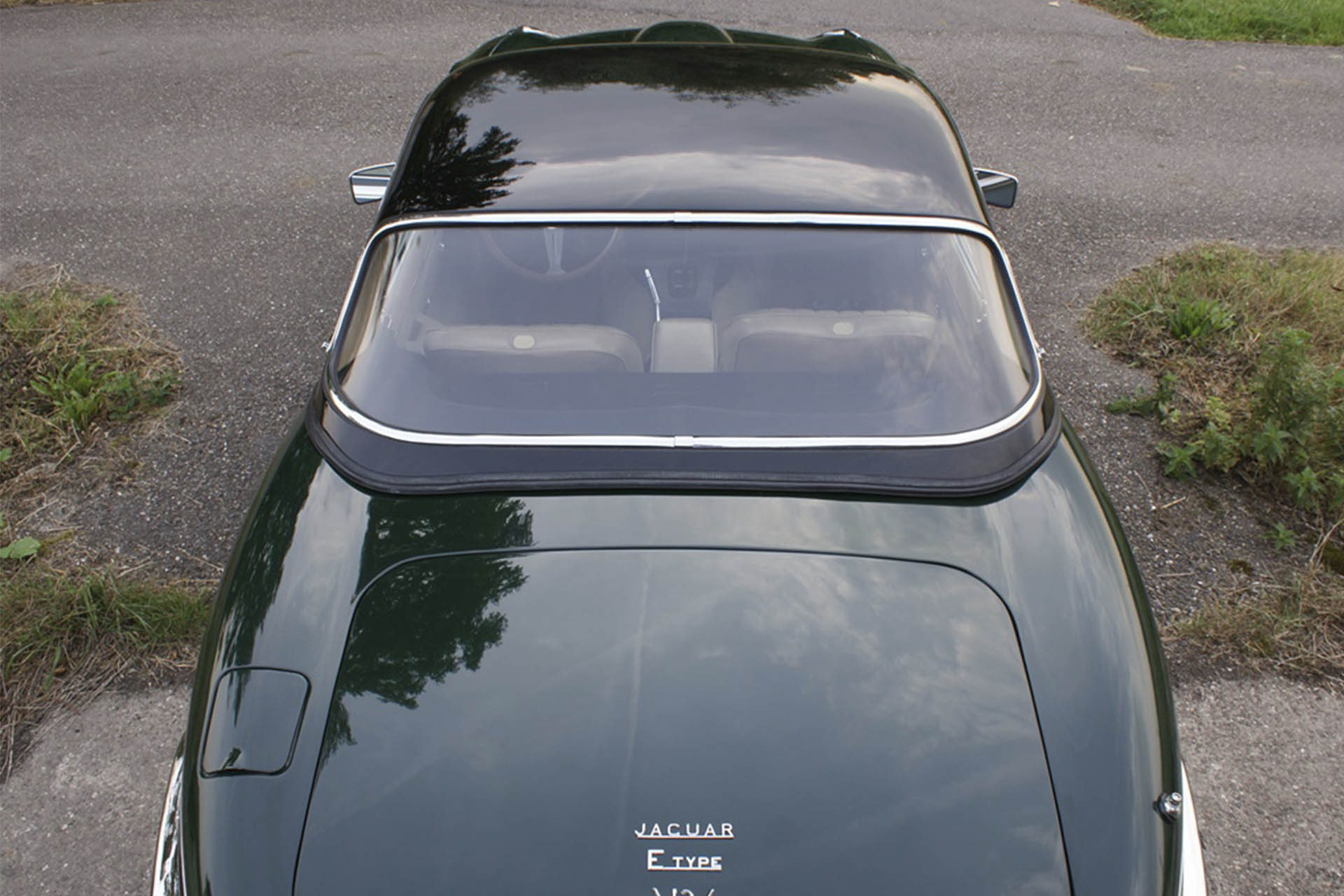 Real Art On Wheels | 1974 Jaguar E-Type Series III V12