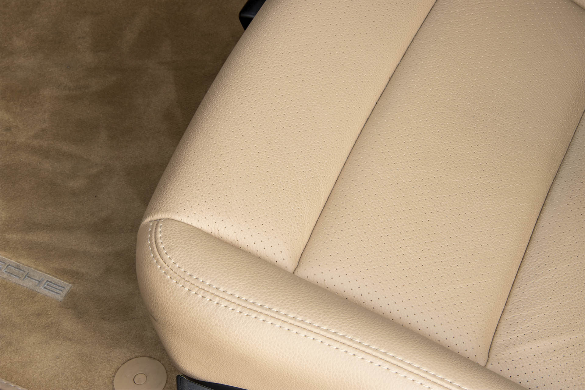 Real Art On Wheels | The Collection - Porsche Boxster