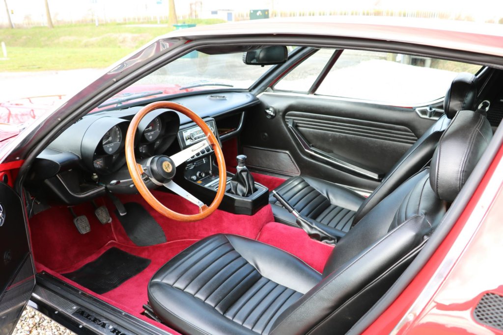 Alfa Romeo Montreal Real Art on Wheels