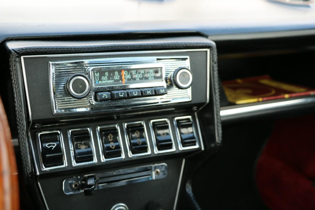 Alfa Romeo Montreal Real Art on Wheels