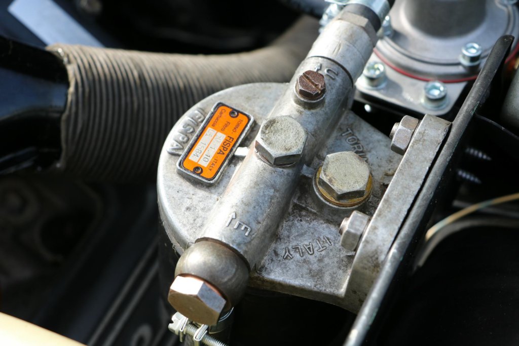 Alfa Romeo Montreal Real Art on Wheels