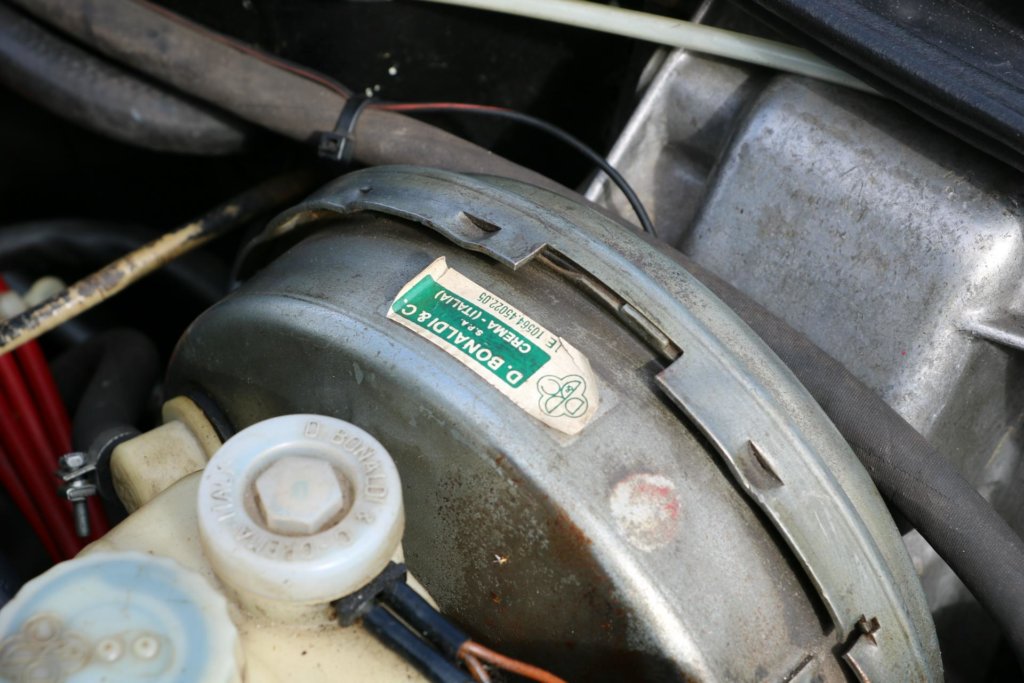 Alfa Romeo Montreal Real Art on Wheels