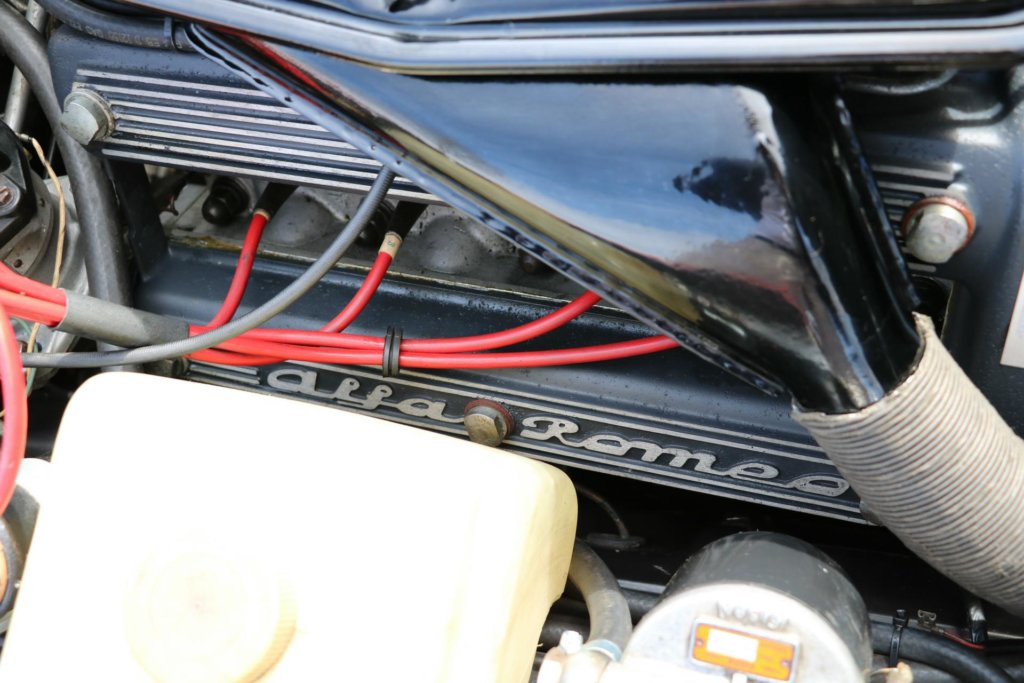 Alfa Romeo Montreal Real Art on Wheels