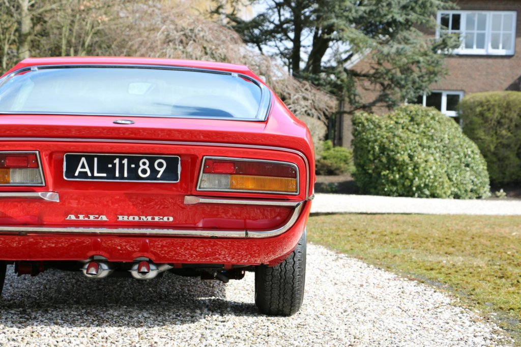 Alfa Romeo Montreal Real Art on Wheels