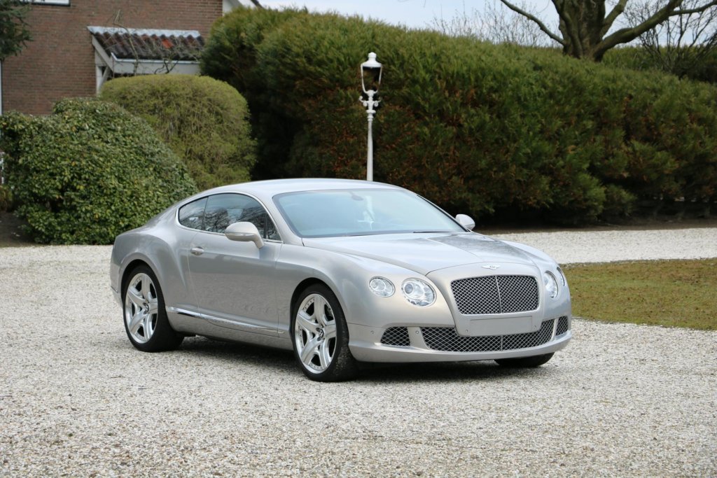 Real Art on Wheels | Bentley Continental GT