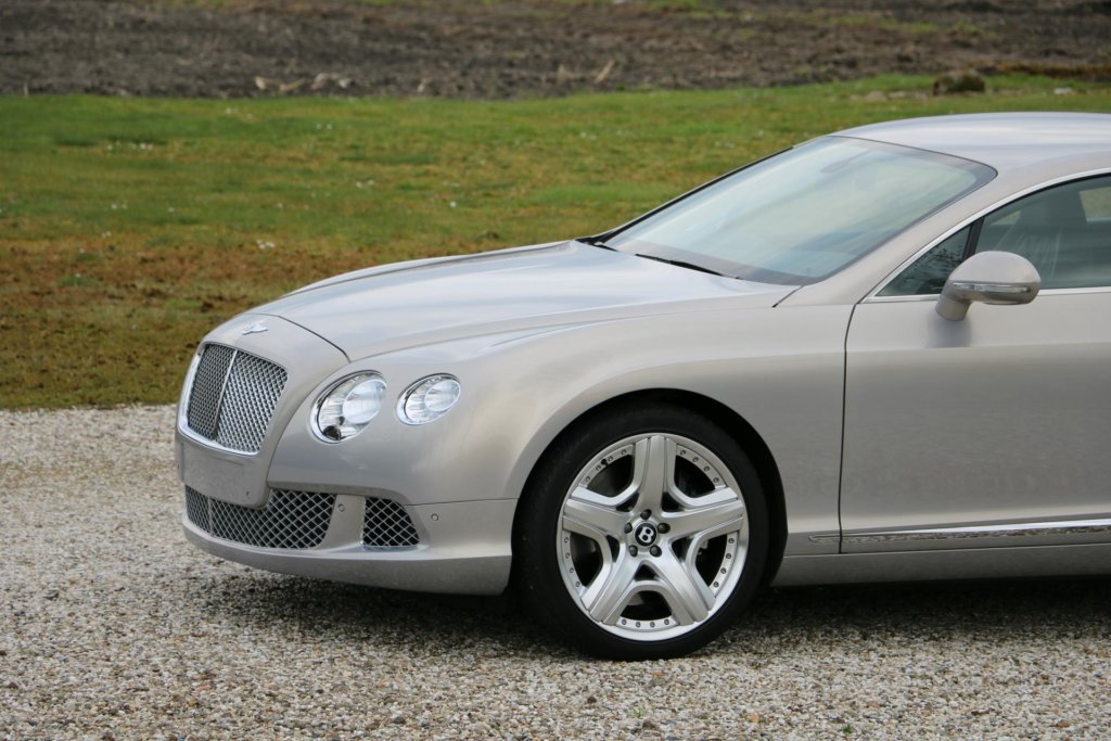 Real Art on Wheels | Bentley Continental GT