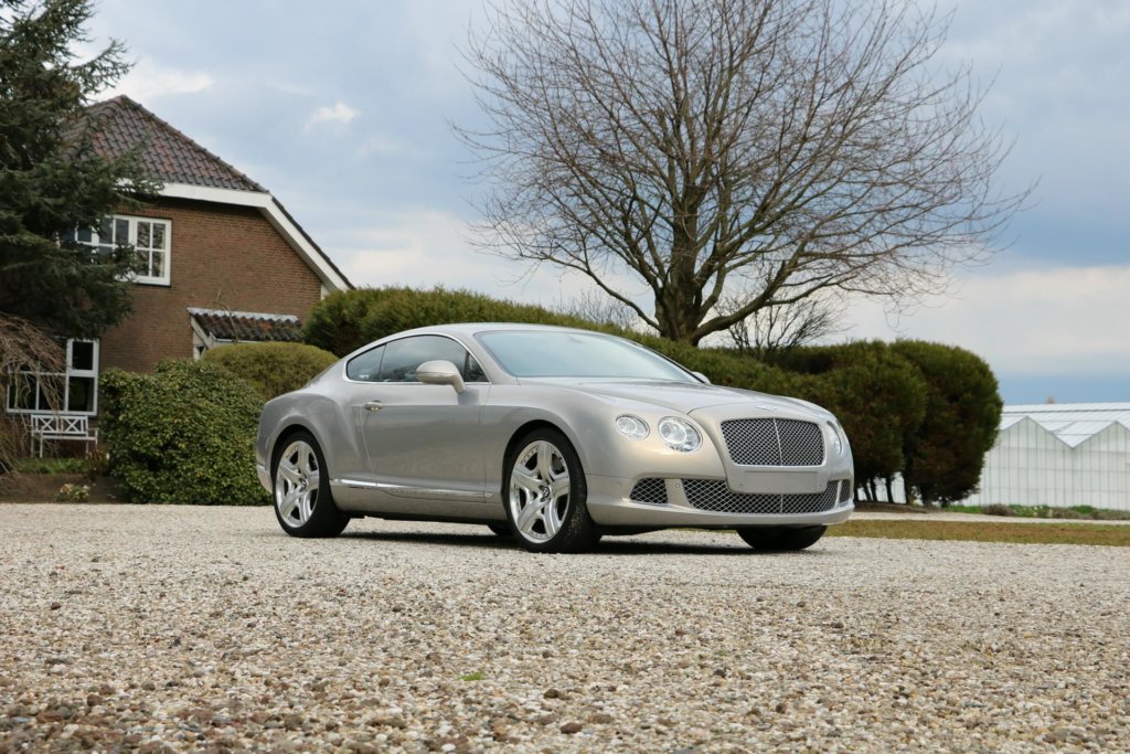 Real Art on Wheels | Bentley Continental GT