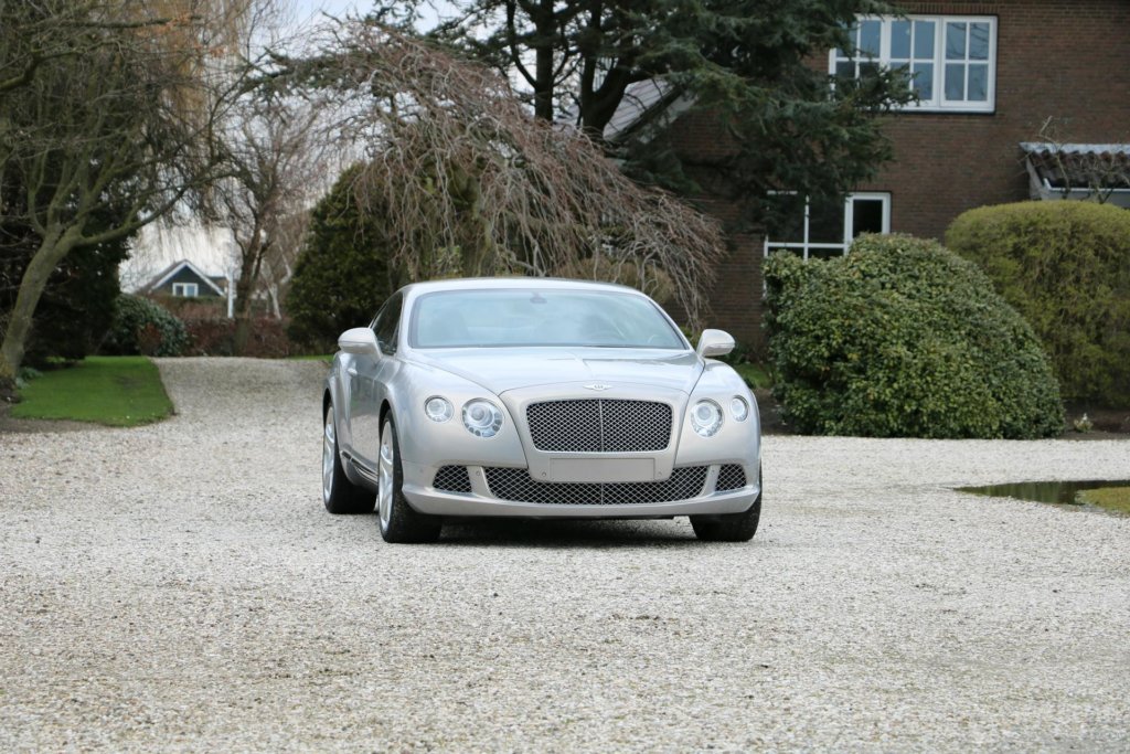 Real Art on Wheels | Bentley Continental GT