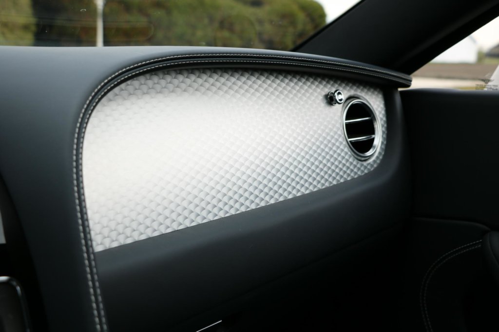 Real Art on Wheels | Bentley Continental GT