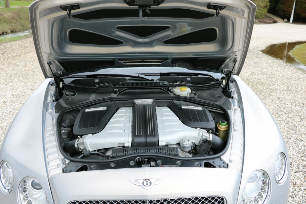 Real Art on Wheels | Bentley Continental GT