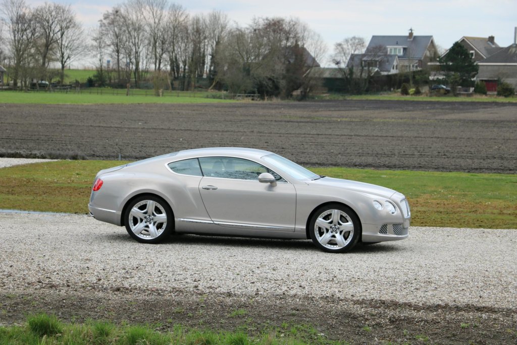 Real Art on Wheels | Bentley Continental GT