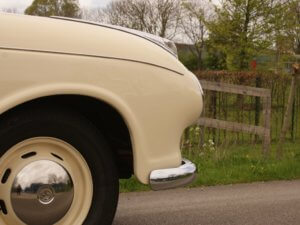 Real Art on Wheels | 1956 BMW 502 V8 Convertible