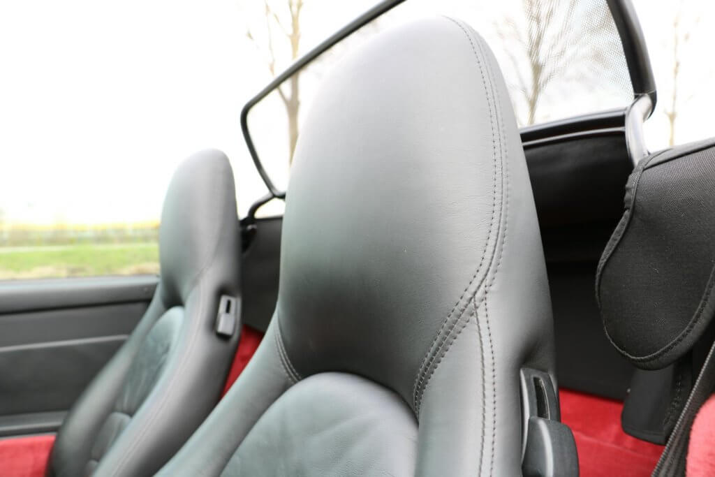 Real Art on Wheels | Porsche 993 Carrera 2S Cabriolet