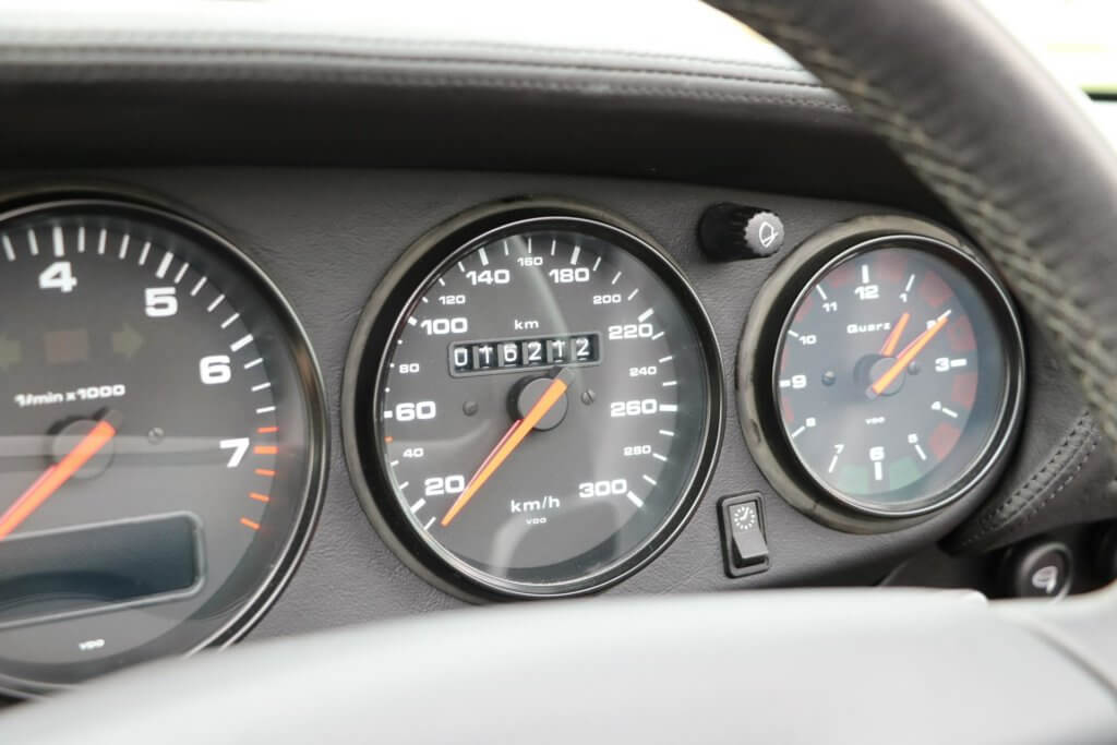 Real Art on Wheels | Porsche 993 Carrera 2S Cabriolet