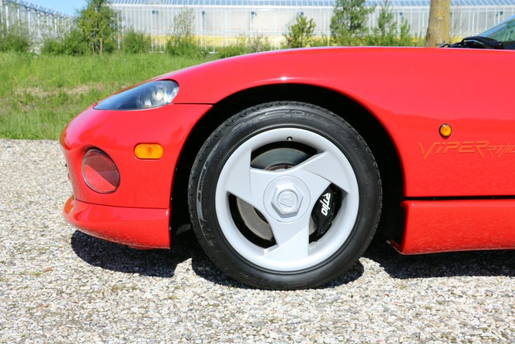 Real Art on Wheels | Dodge Viper