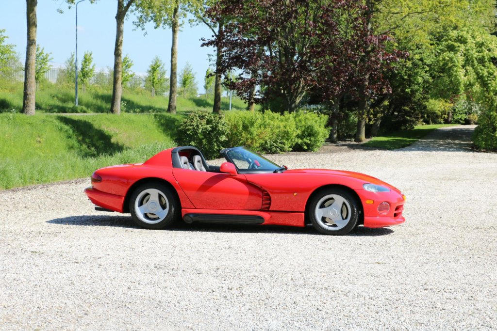 Real Art on Wheels | Dodge Viper