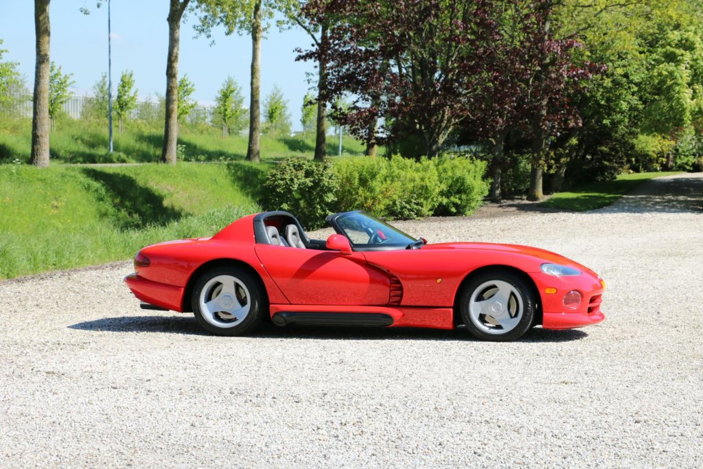 Real Art on Wheels | Dodge Viper