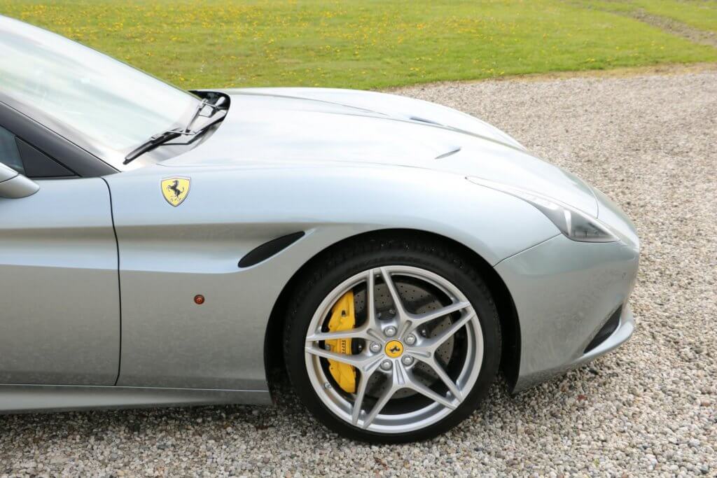 Real Art on Wheels | Ferrari California T