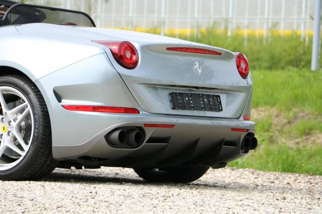 Real Art on Wheels | Ferrari California T
