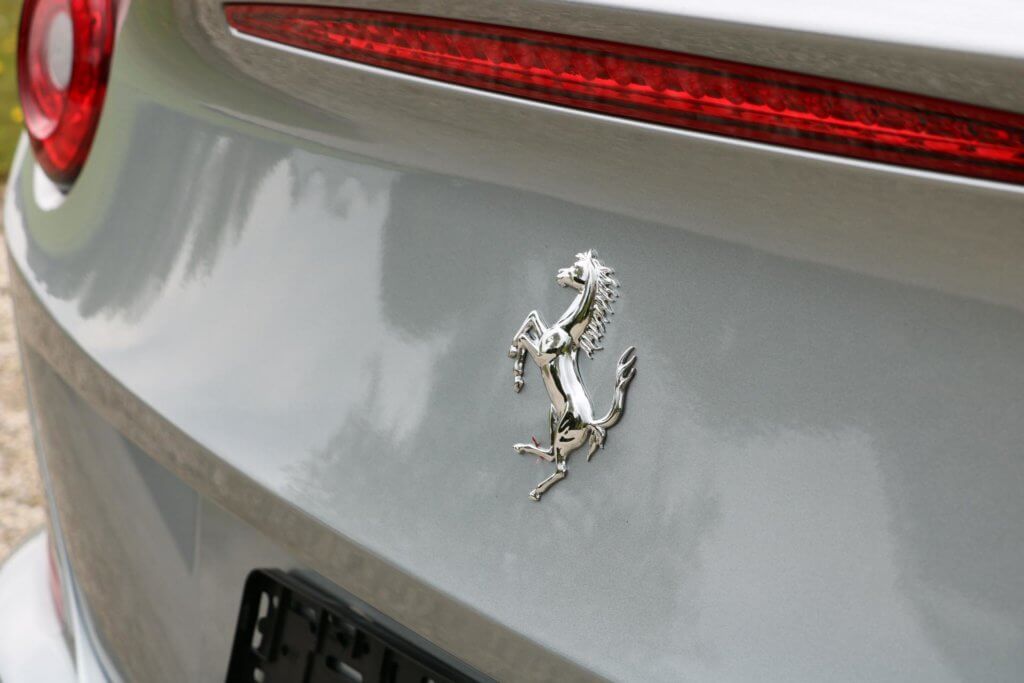 Real Art on Wheels | Ferrari California T