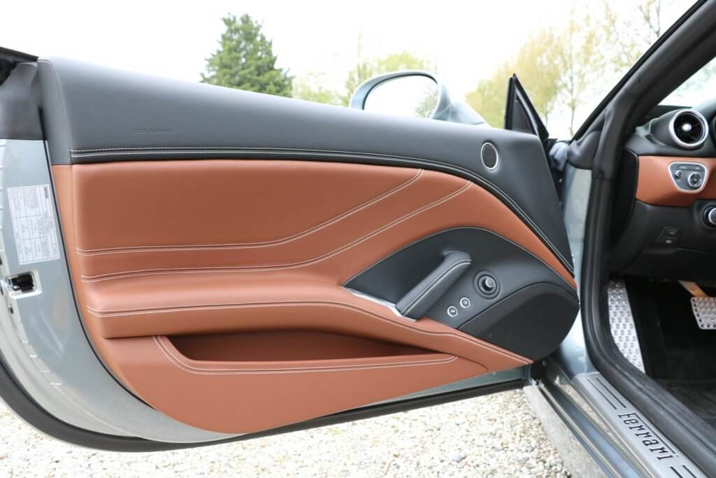 Real Art on Wheels | Ferrari California T