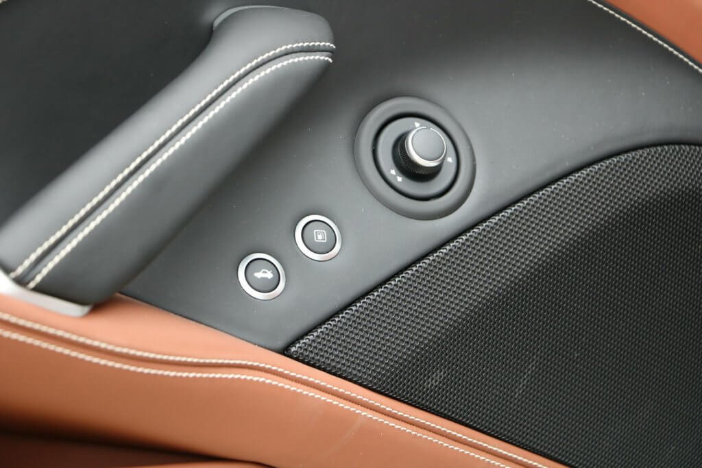 Real Art on Wheels | Ferrari California T