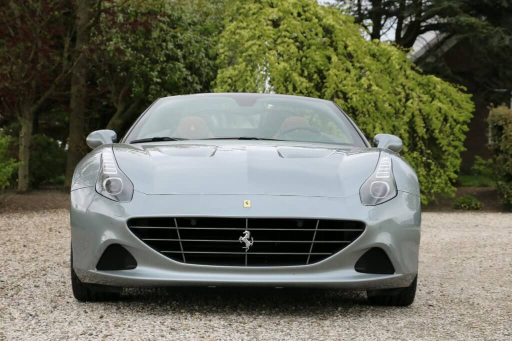 Real Art on Wheels | Ferrari California T