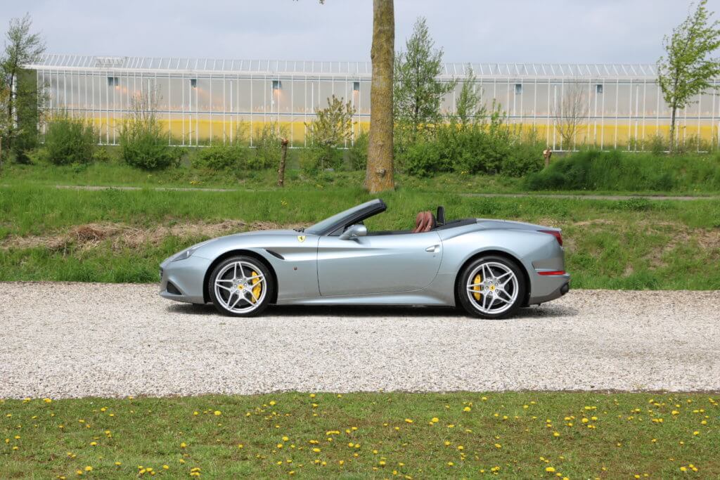 Real Art on Wheels | Ferrari California T