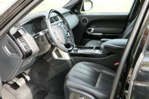 Real Art on Wheels | Range Rover Vogue TDV6