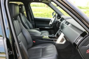 Real Art on Wheels | Range Rover Vogue TDV6