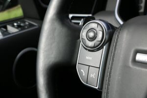 Real Art on Wheels | Range Rover Vogue TDV6