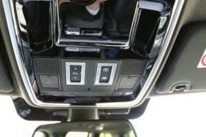 Real Art on Wheels | Range Rover Vogue TDV6