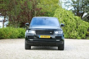 Real Art on Wheels | Range Rover Vogue TDV6