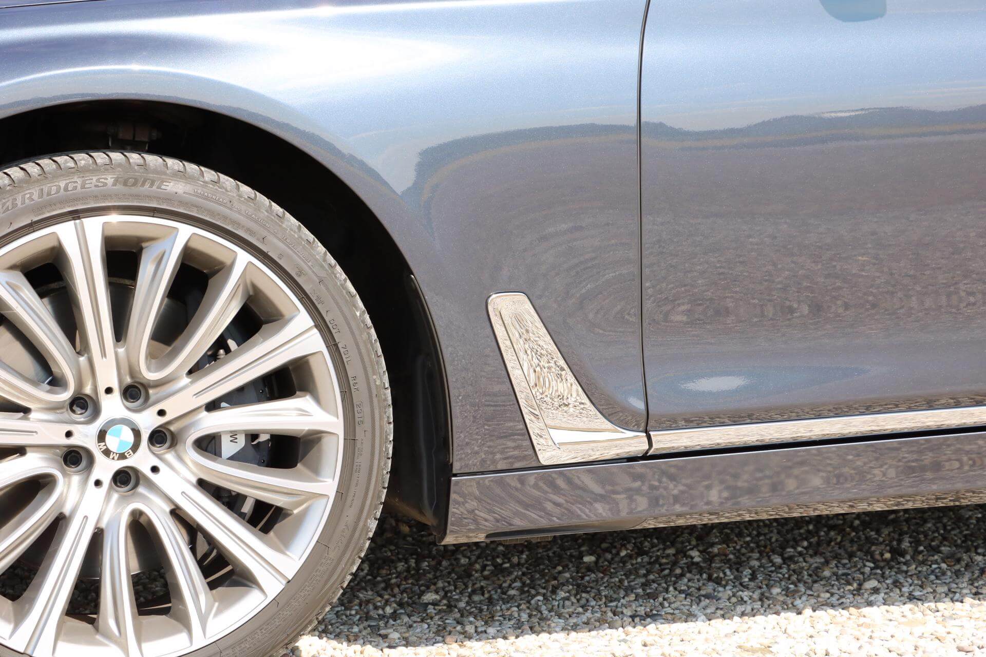 Real Art on Wheels | BMW 750 Li