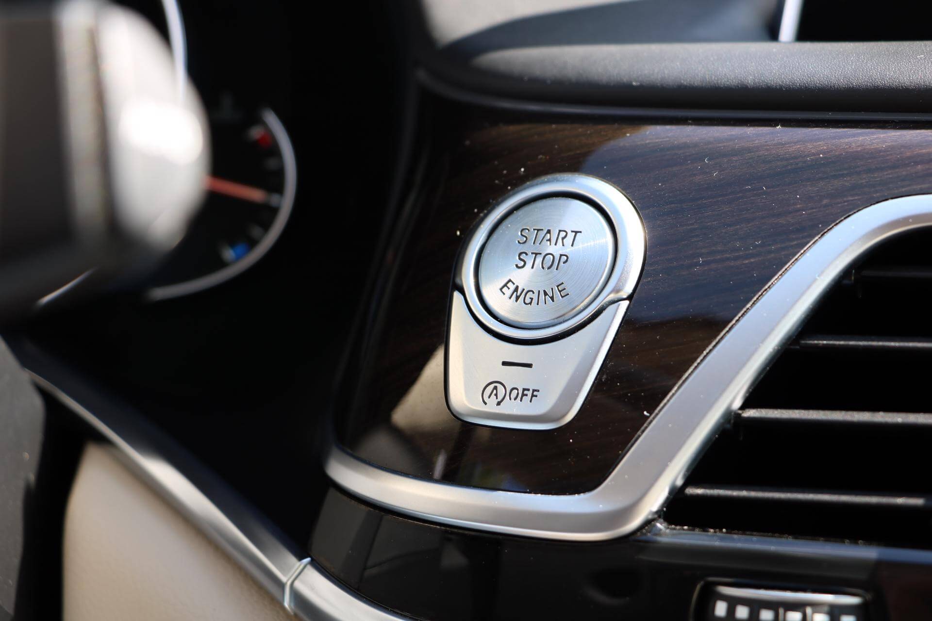 Real Art on Wheels | BMW 750 Li