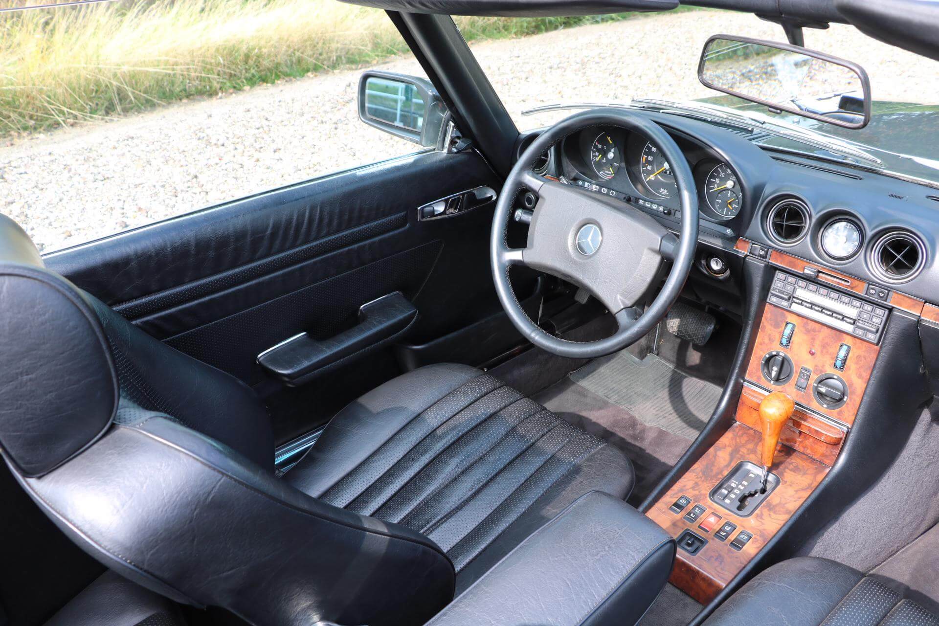 Real Art on Wheels | 1986 Mercedes-Benz 300 SL