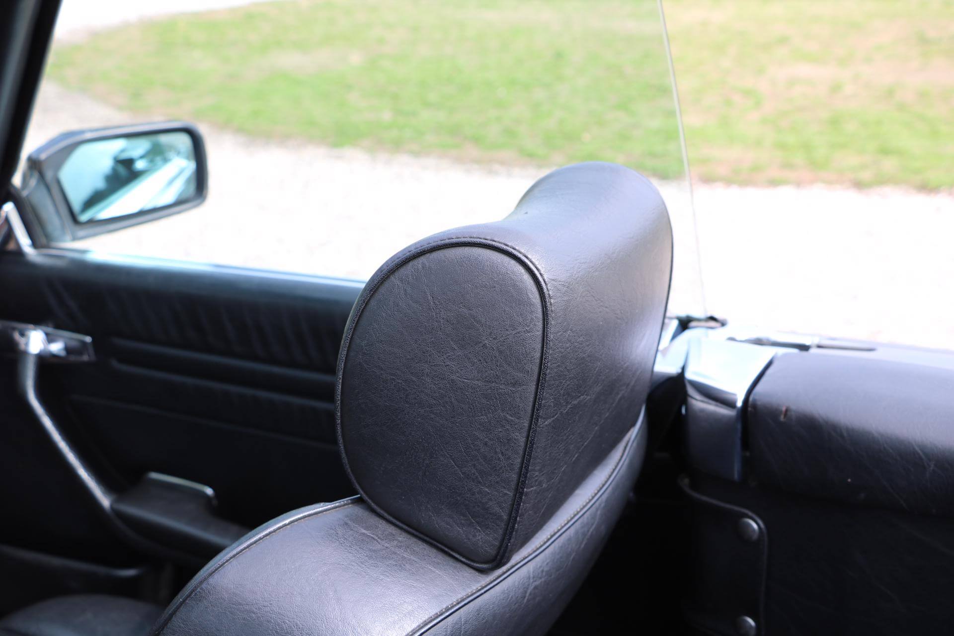 Real Art on Wheels | 1986 Mercedes-Benz 300 SL