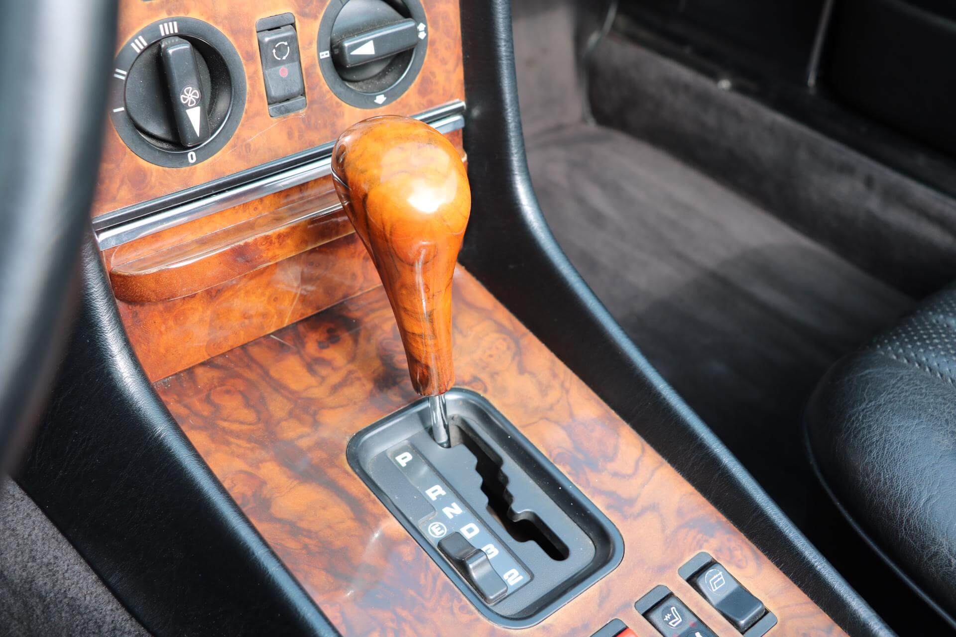 Real Art on Wheels | 1986 Mercedes-Benz 300 SL