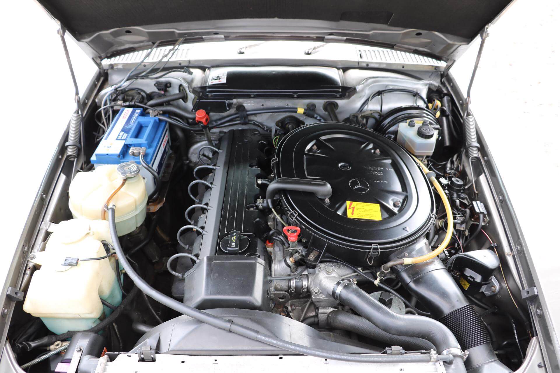 Real Art on Wheels | 1986 Mercedes-Benz 300 SL