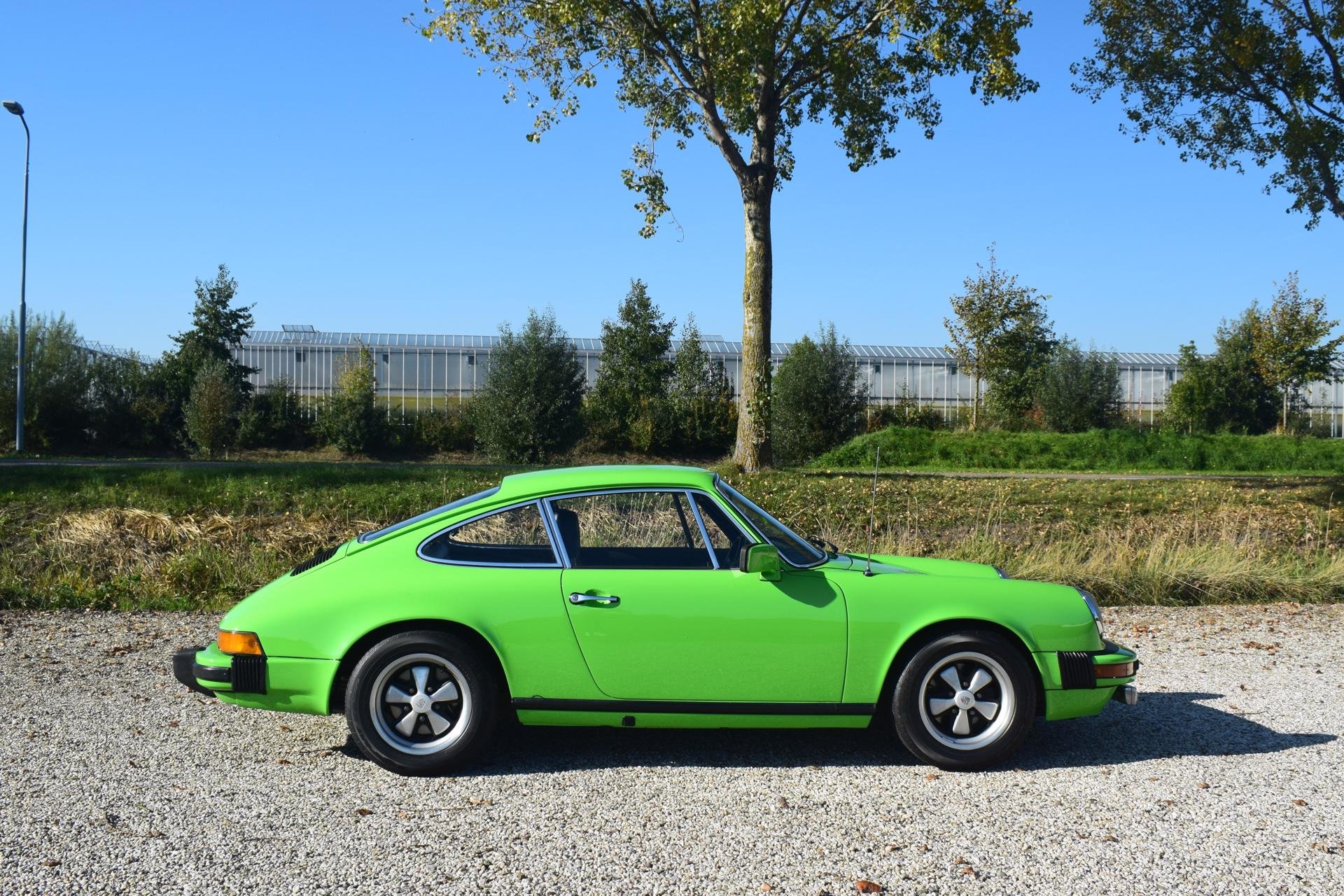 Real Art on Wheels | Porsche 911 gelbgrun