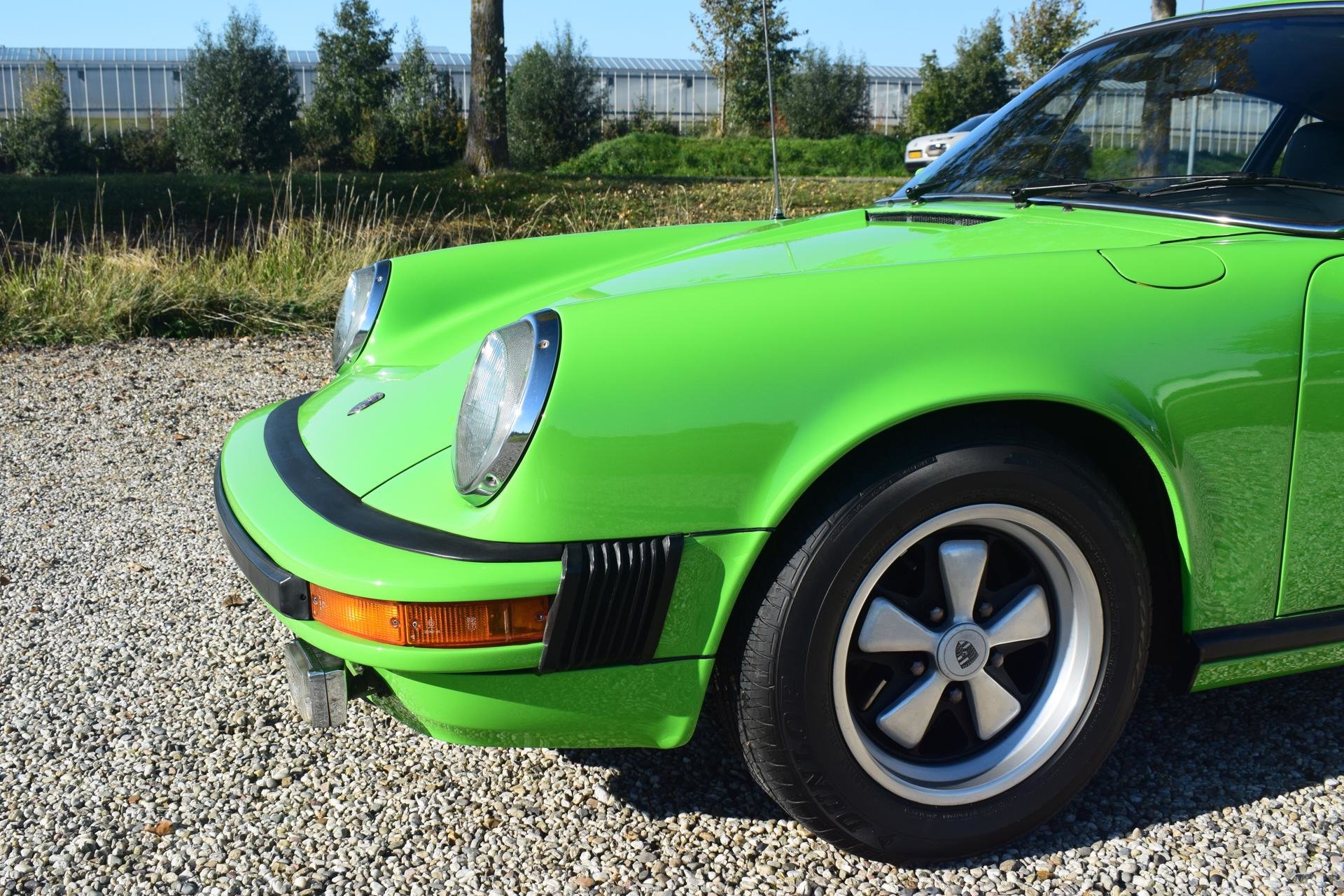 Real Art on Wheels | Porsche 911 gelbgrun