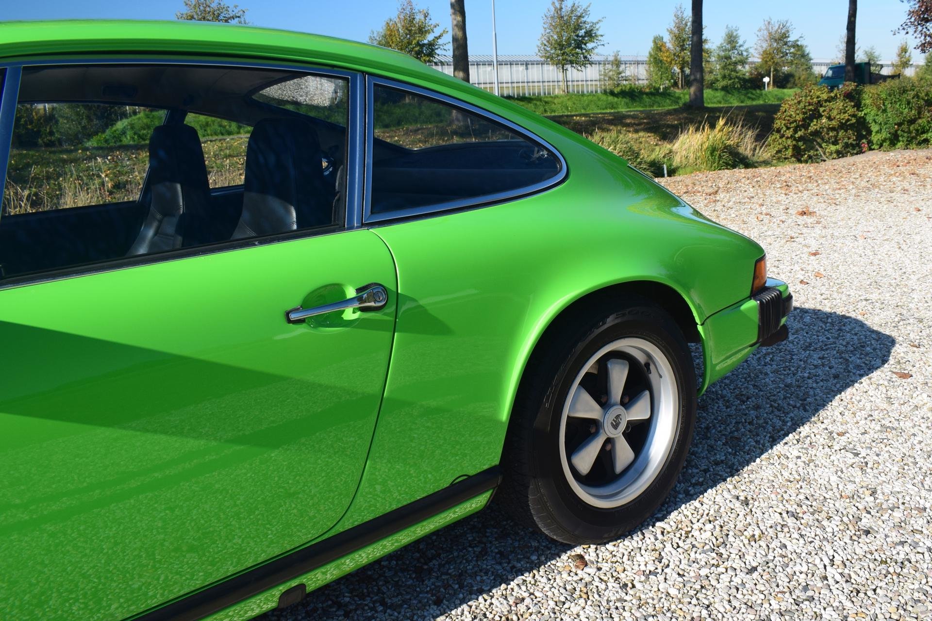 Real Art on Wheels | Porsche 911 gelbgrun